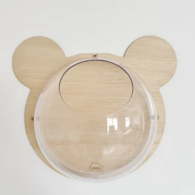 Semi esfera colgante en forma de animal